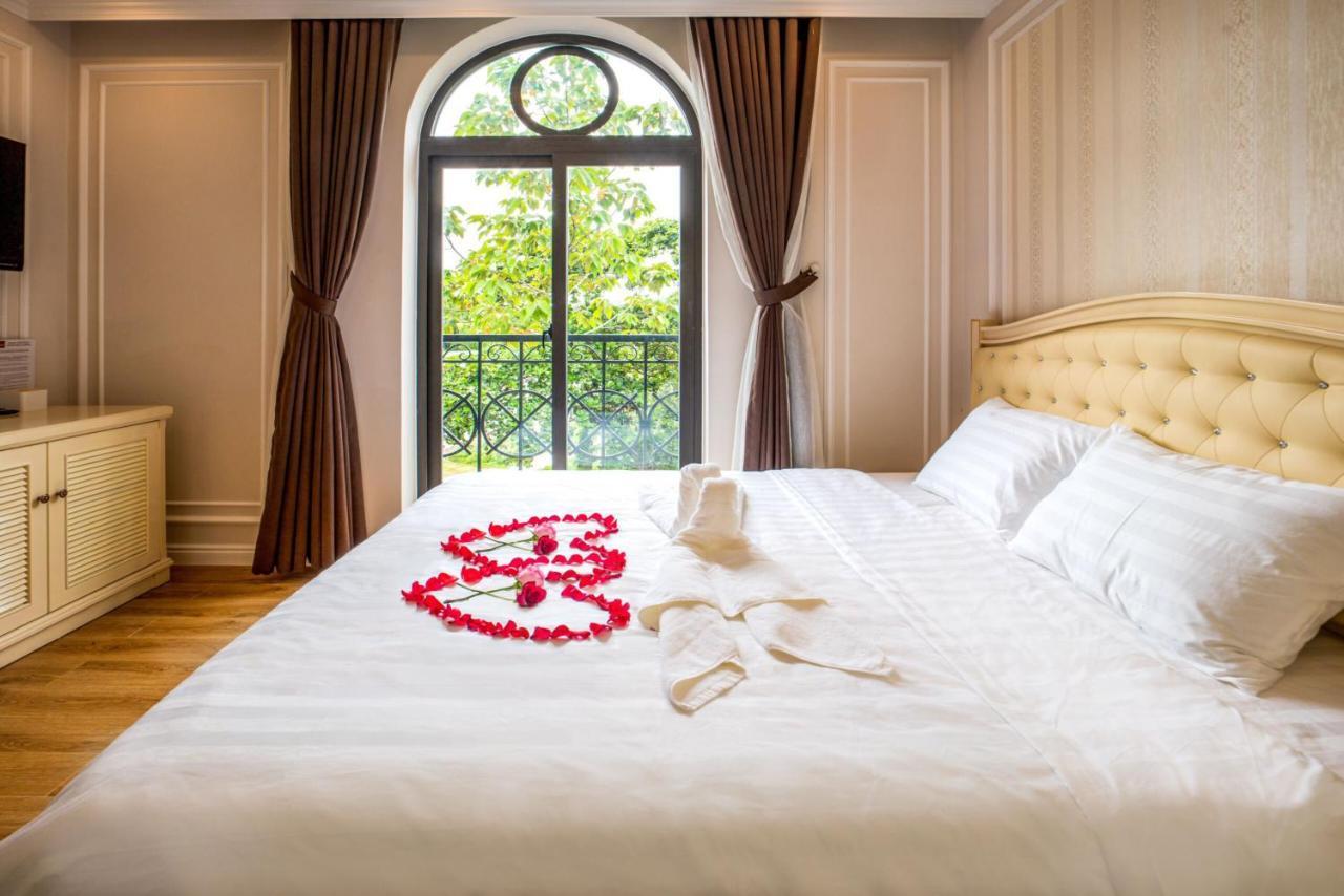 Maya Hotel 2 Chi Khu Co Ong Екстериор снимка